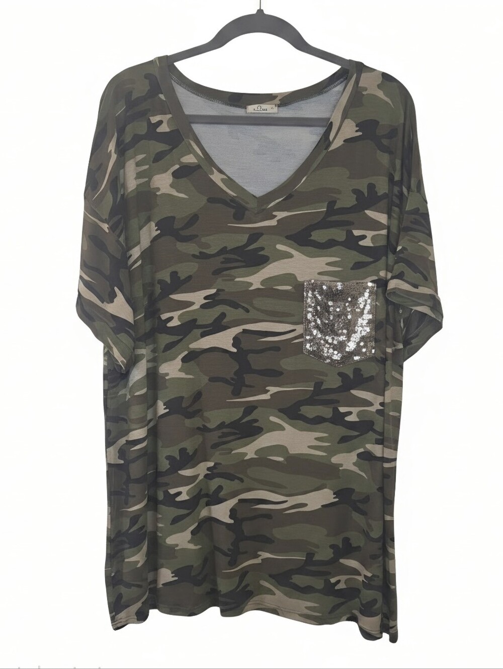 Camo V-Neck Short Sleeve Tee with Gold Pocket Size 3X